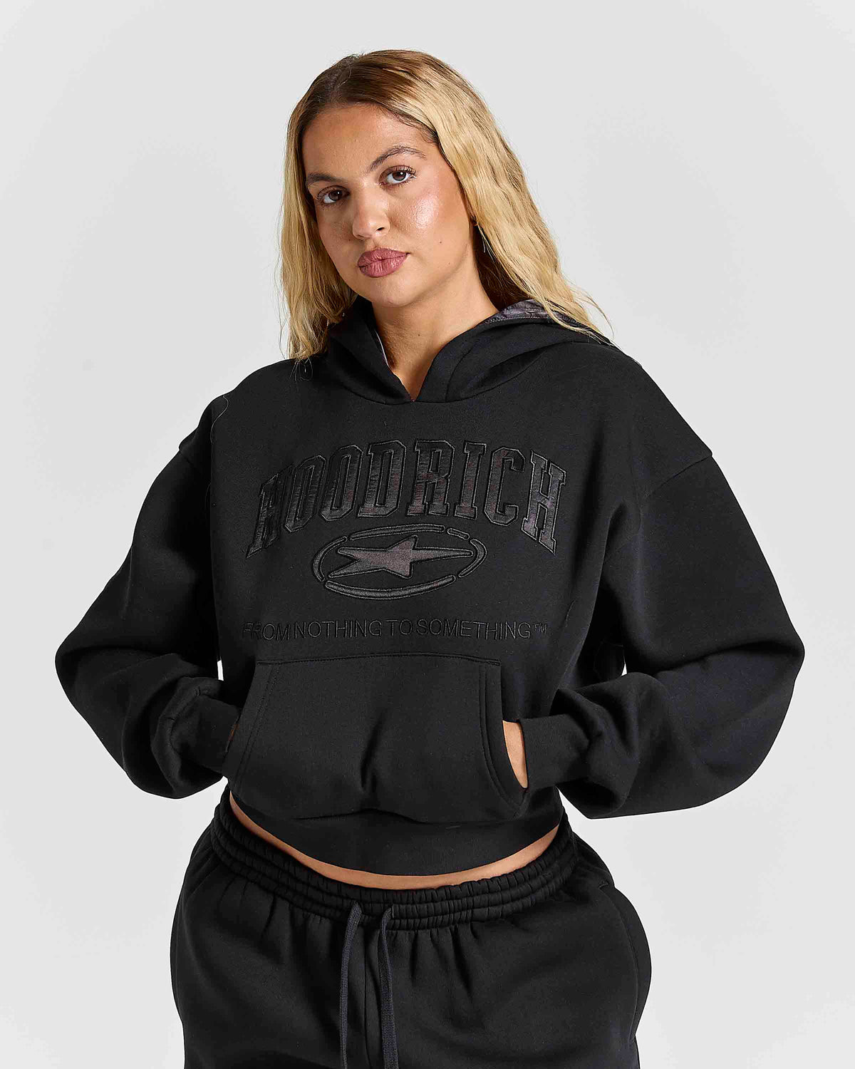 Felpa con cappuccio corta da donna Aegis - Nera