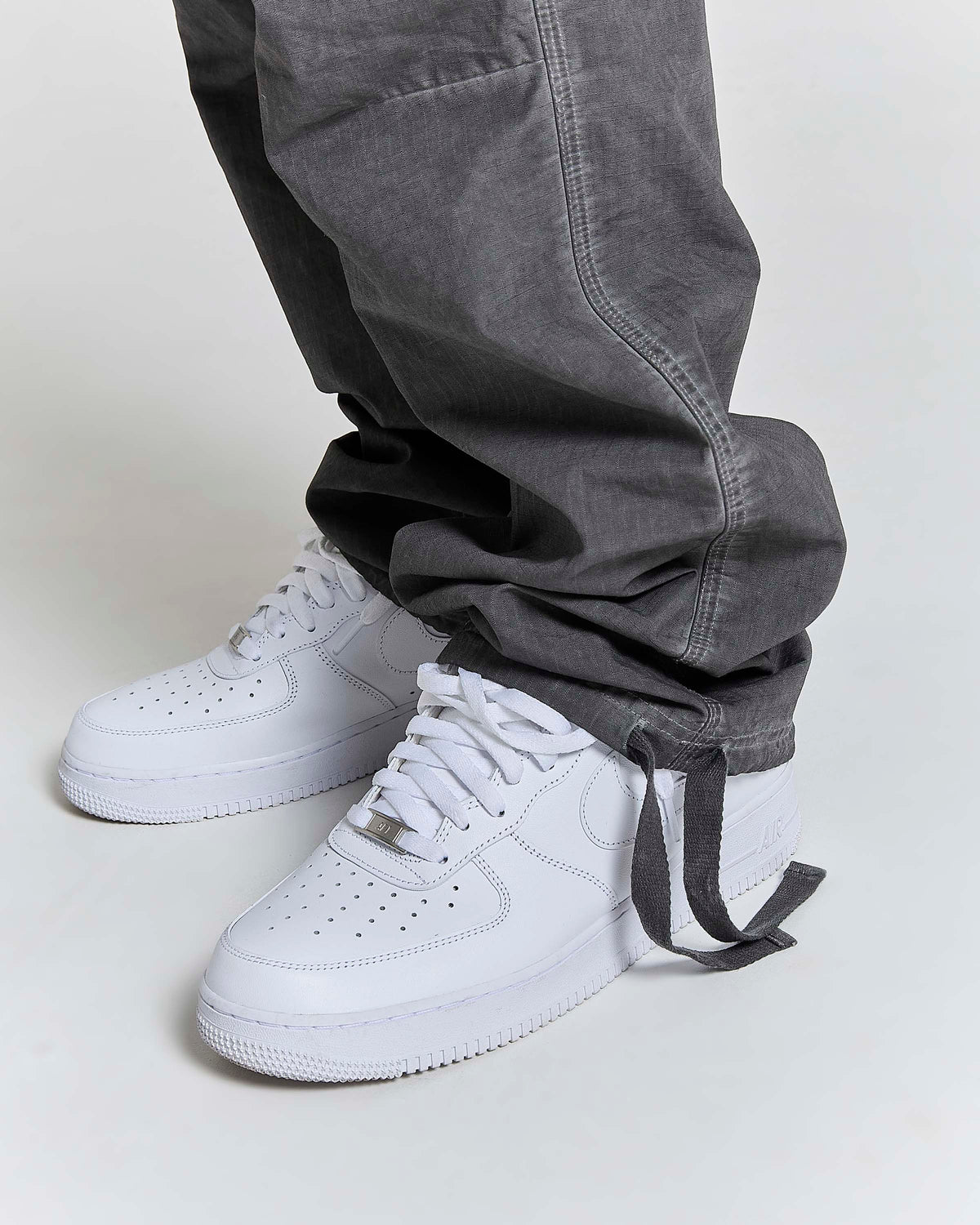 Pantaloni Cargo Cast in Ripstop - Nero Delavé