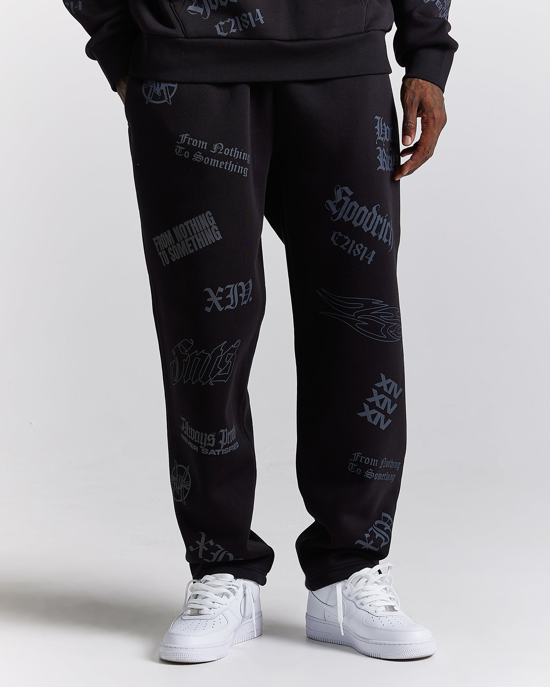 Chroma Oversized Jogger - Black