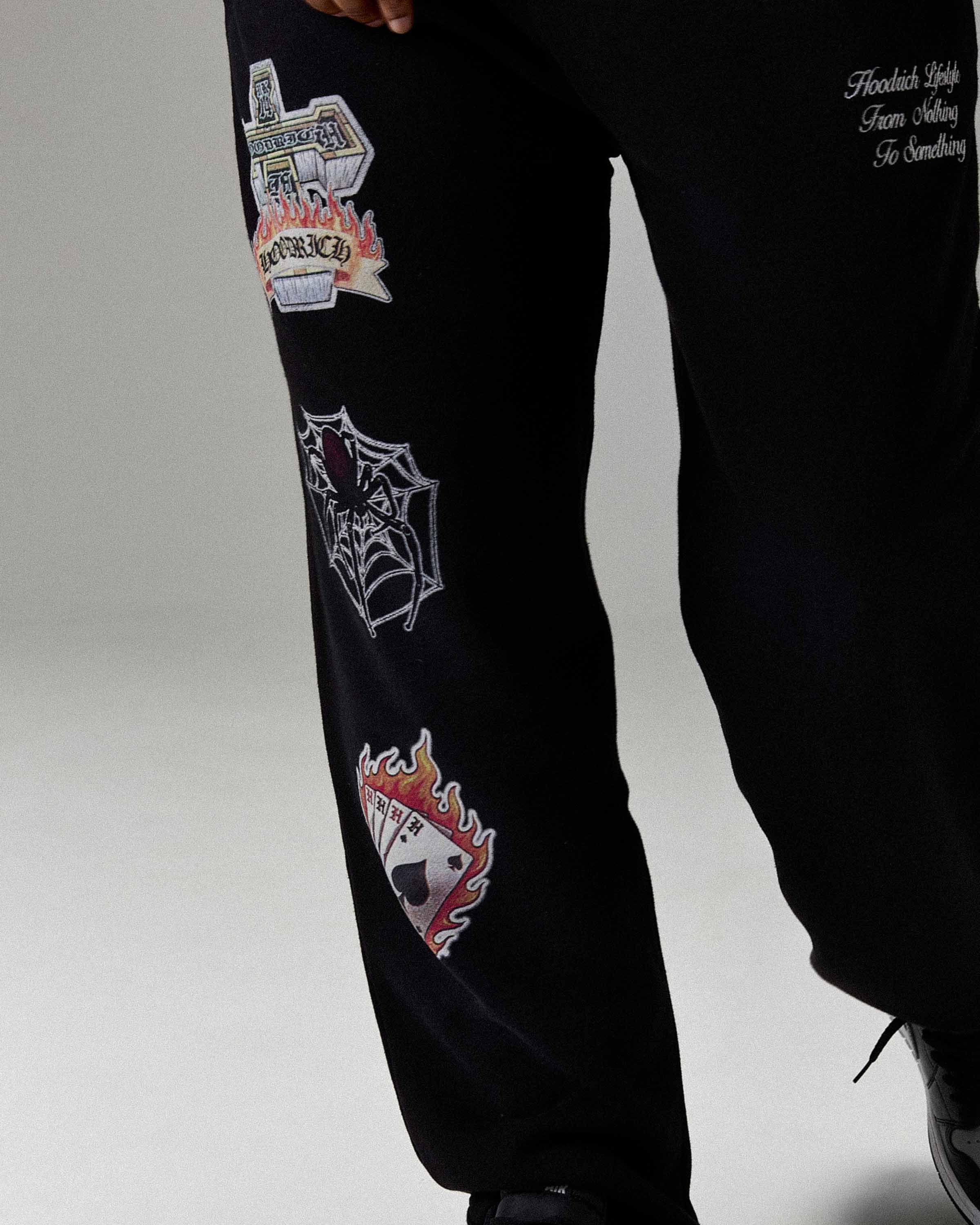 Jogger oversize con orlo aperto The Winner's Circle Phase - Nero