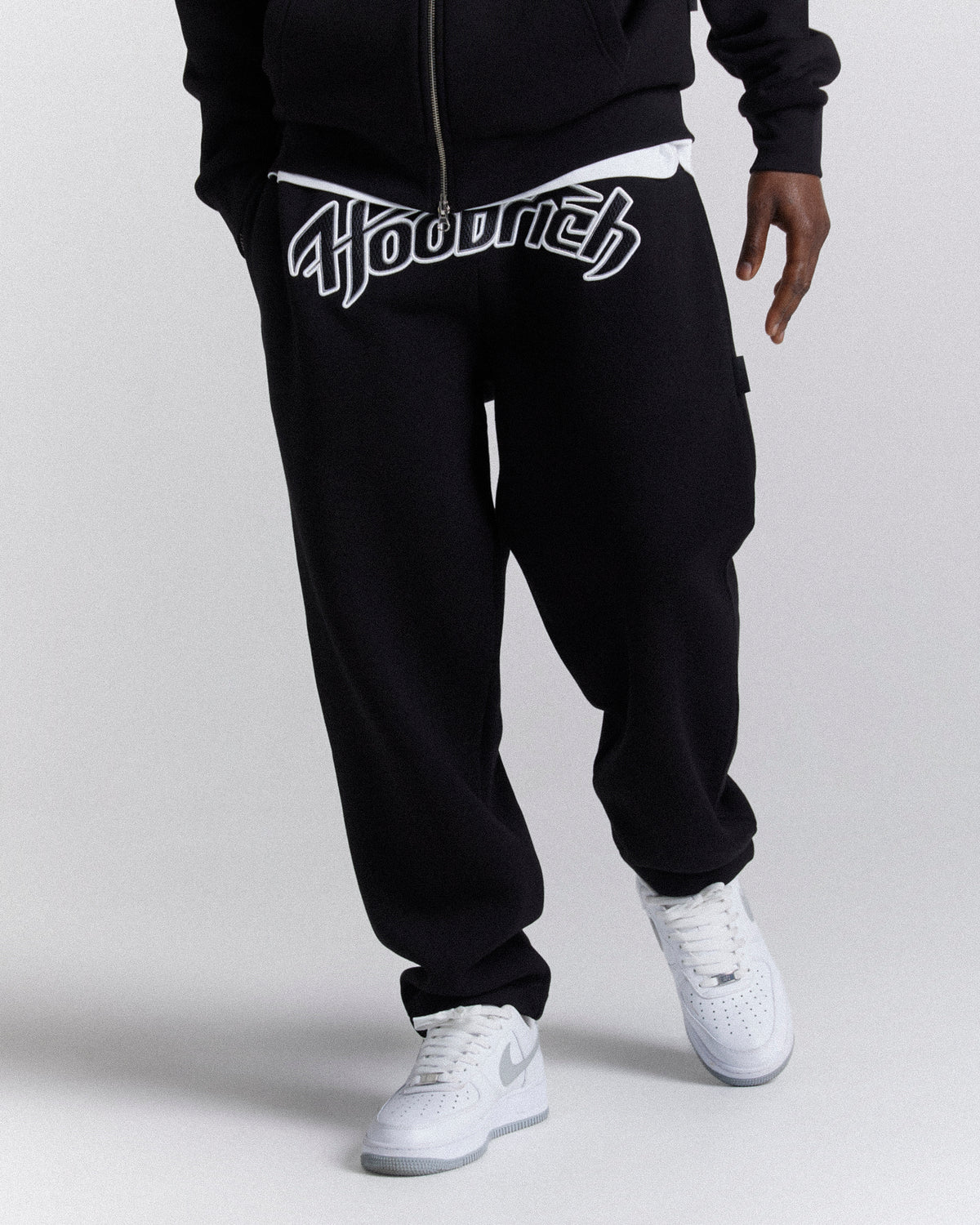 Jogger Galaxy Oversized con Orlo Aperto - Nero/Bianco/Rosso