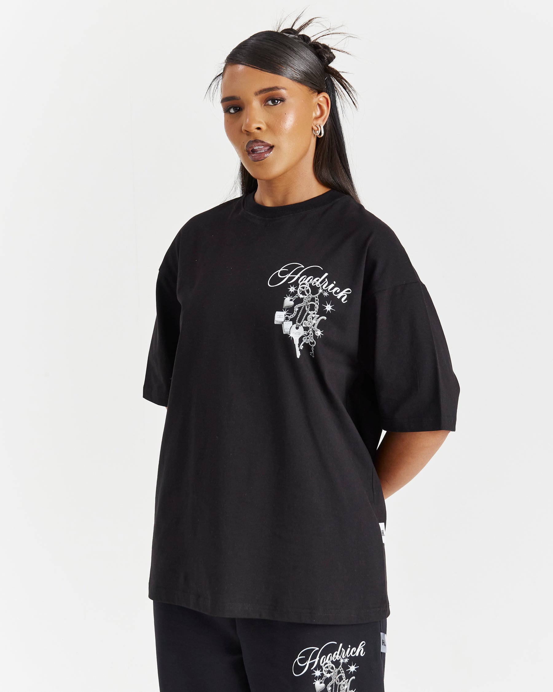 Lyra Oversized T-Shirt - Black/Rhinestone/Pink
