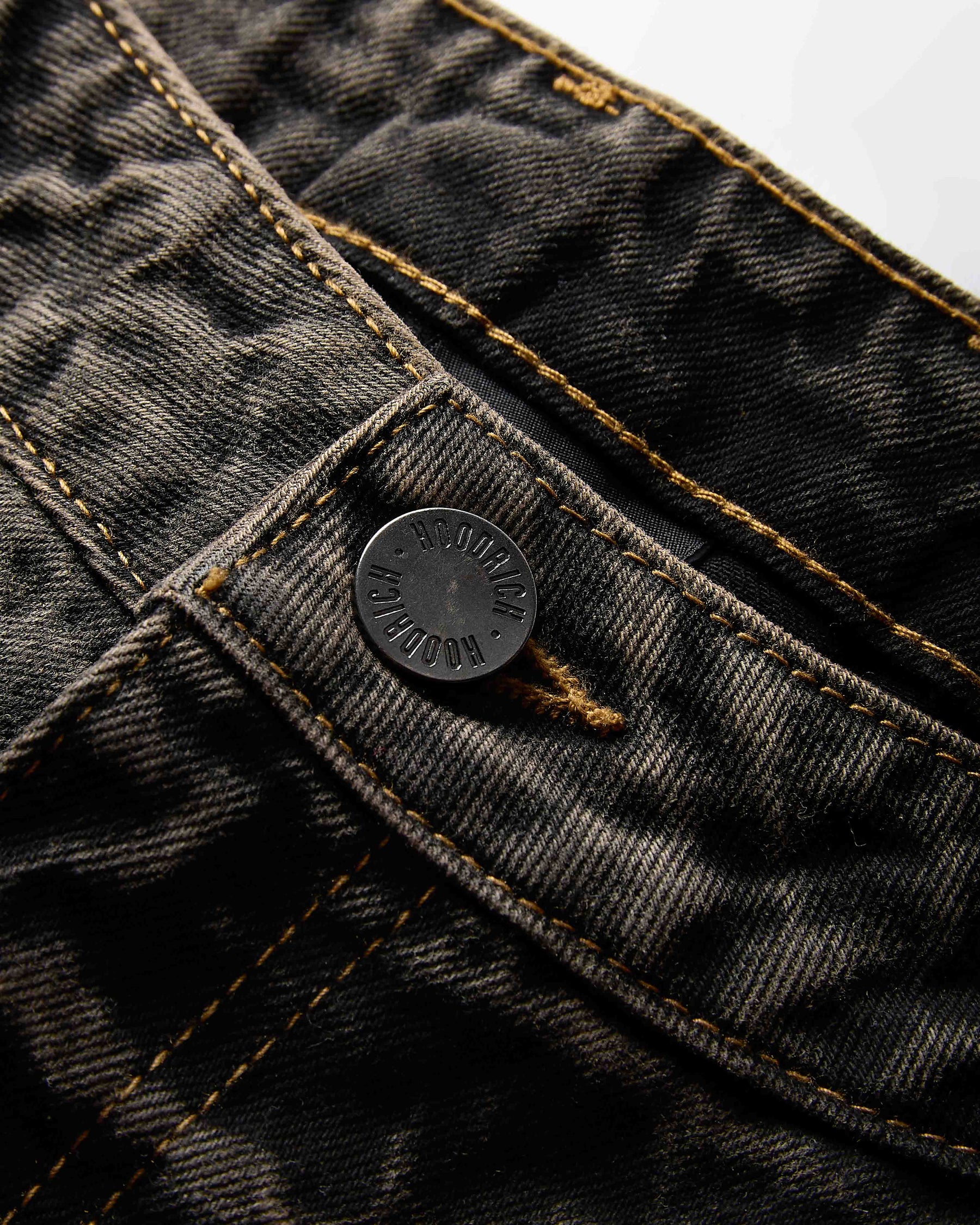 Shadow Rust Denim Carpenter Jorts - Black Wash