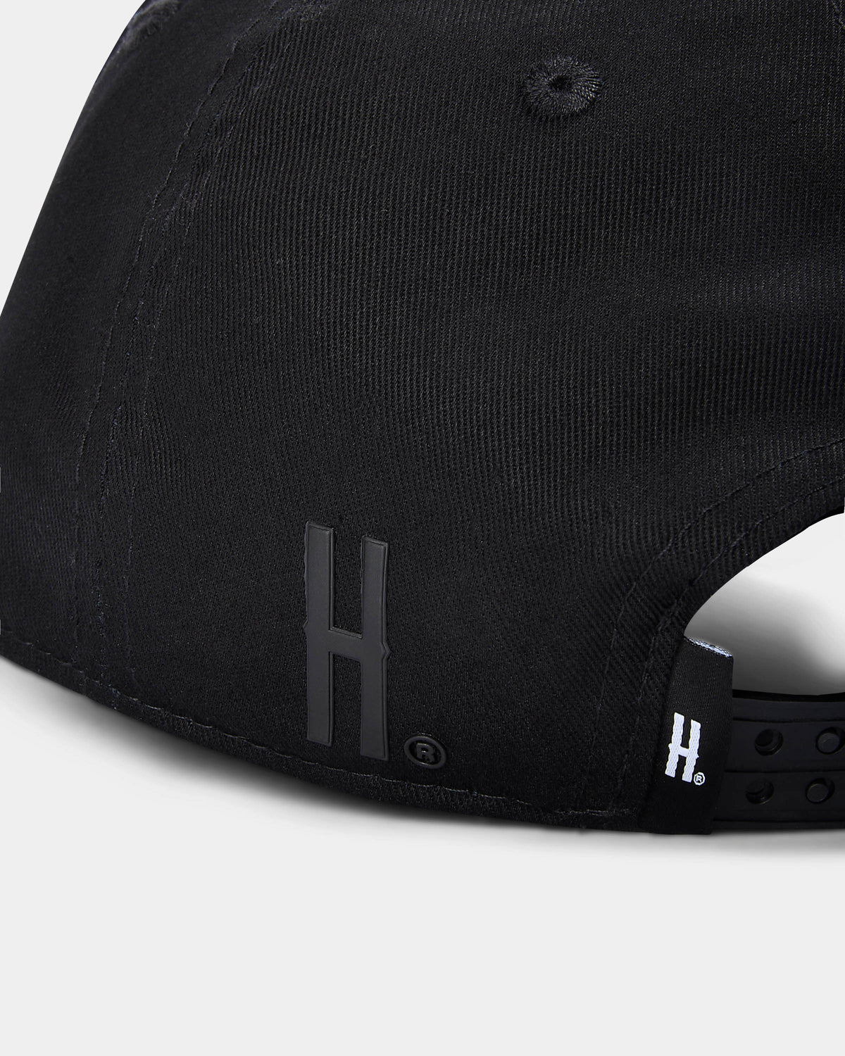 Chromatic Trucker Cap - Black