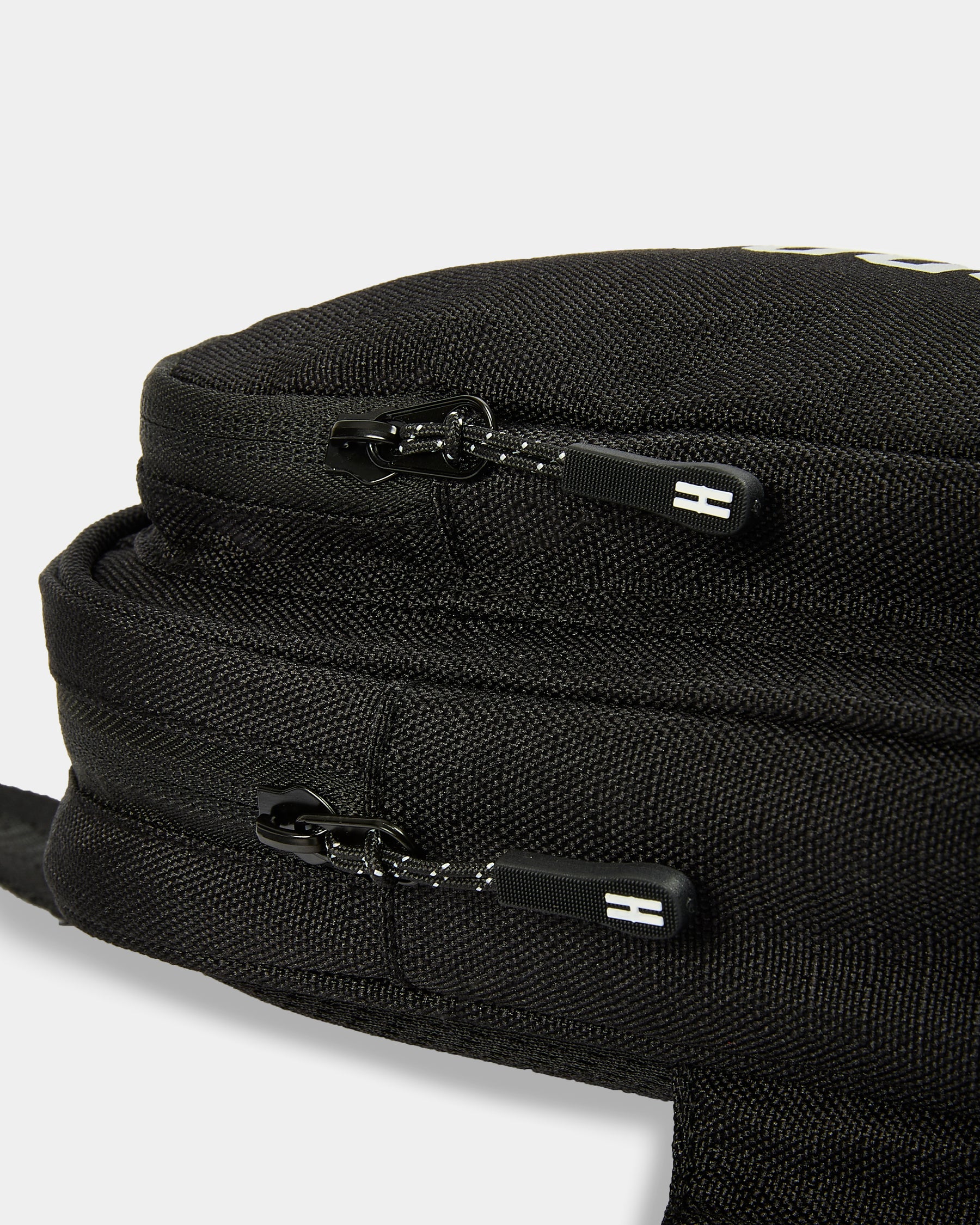 Shade Oversized Clip Mini Bag - Black/Reflective