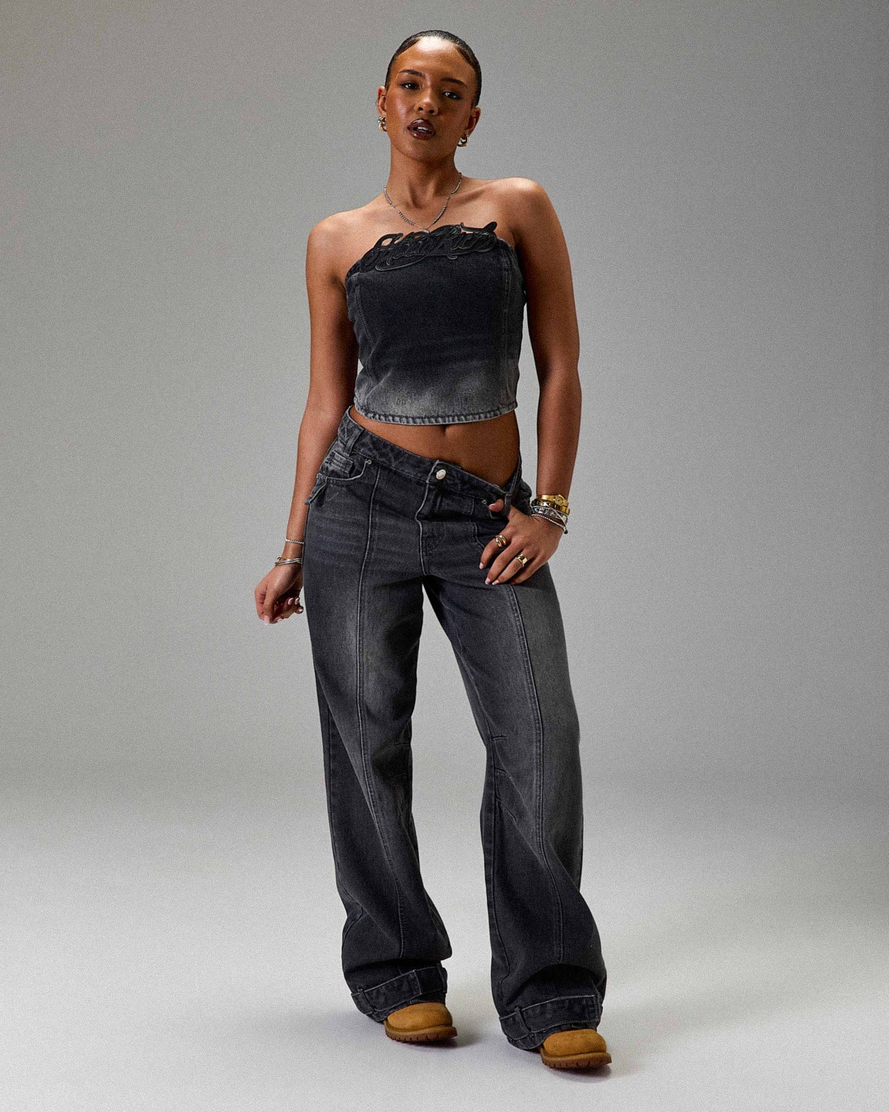 Jeans cargo a gamba larga Solace di Winner's Circle - Grigio/Nero