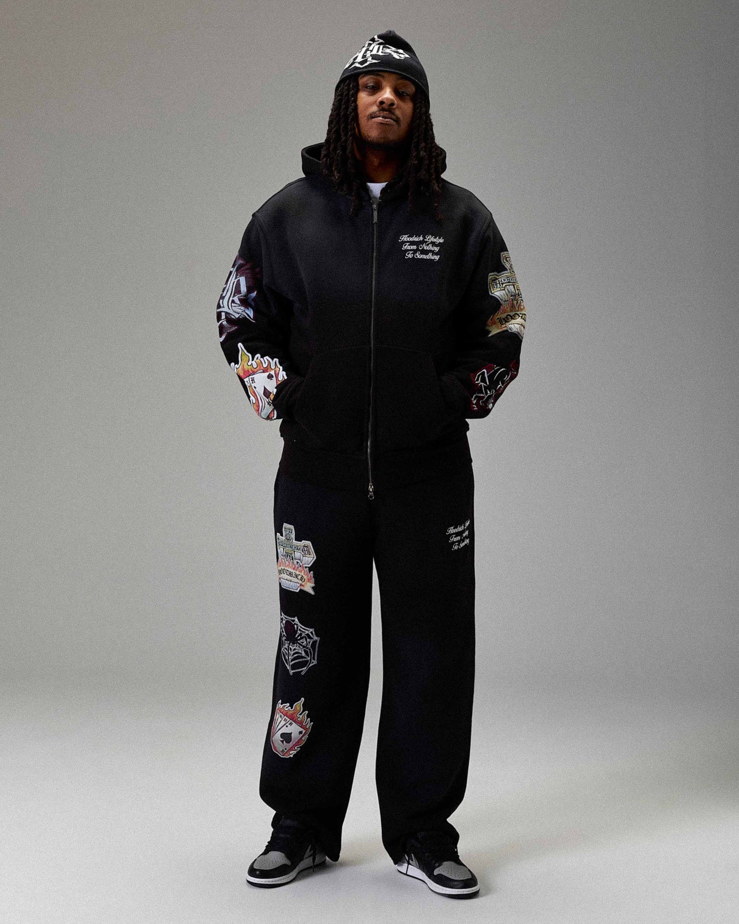 Jogger oversize con orlo aperto The Winner's Circle Phase - Nero