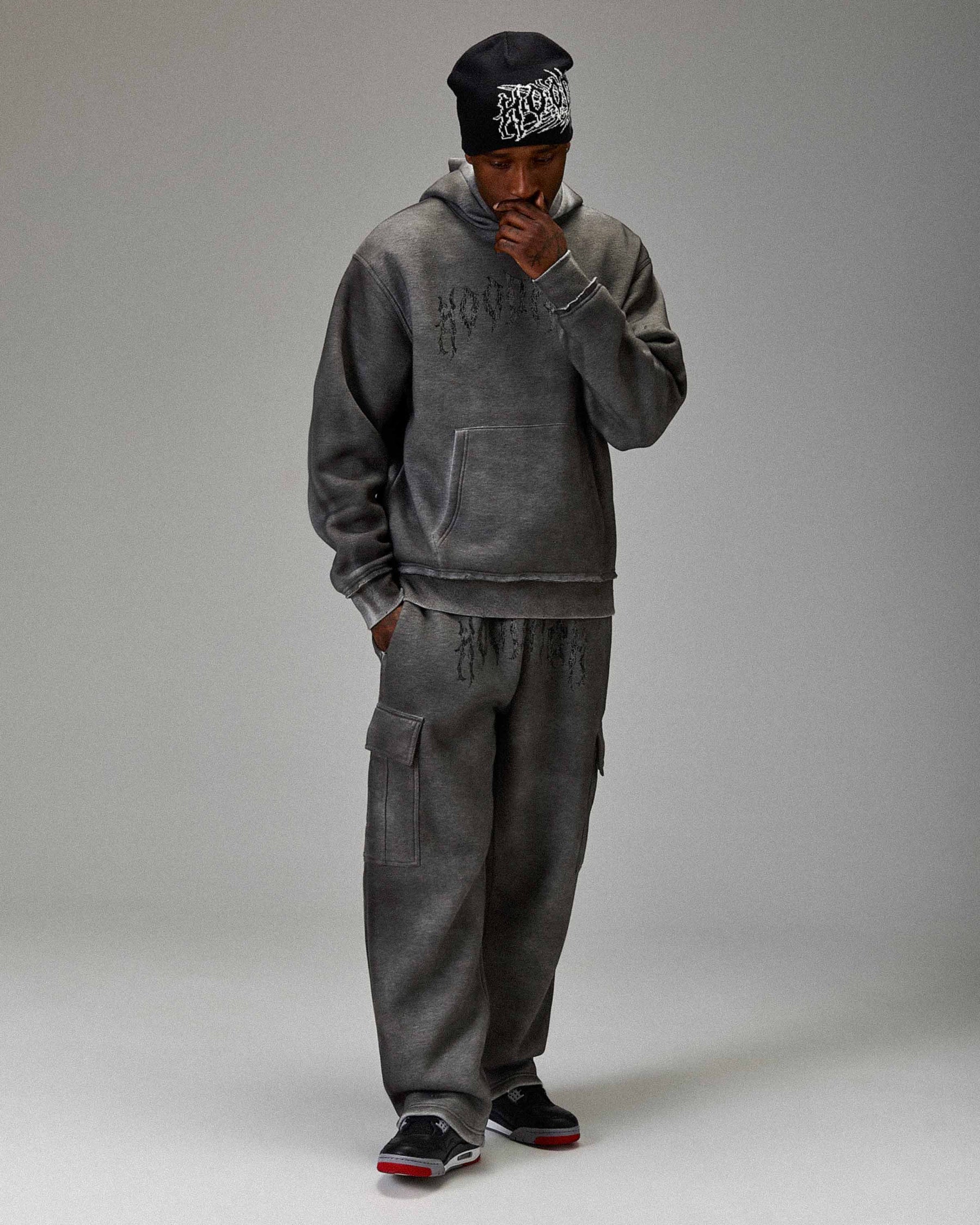 Jogger oversize con orlo aperto The Winner's Circle Hazy - Nero