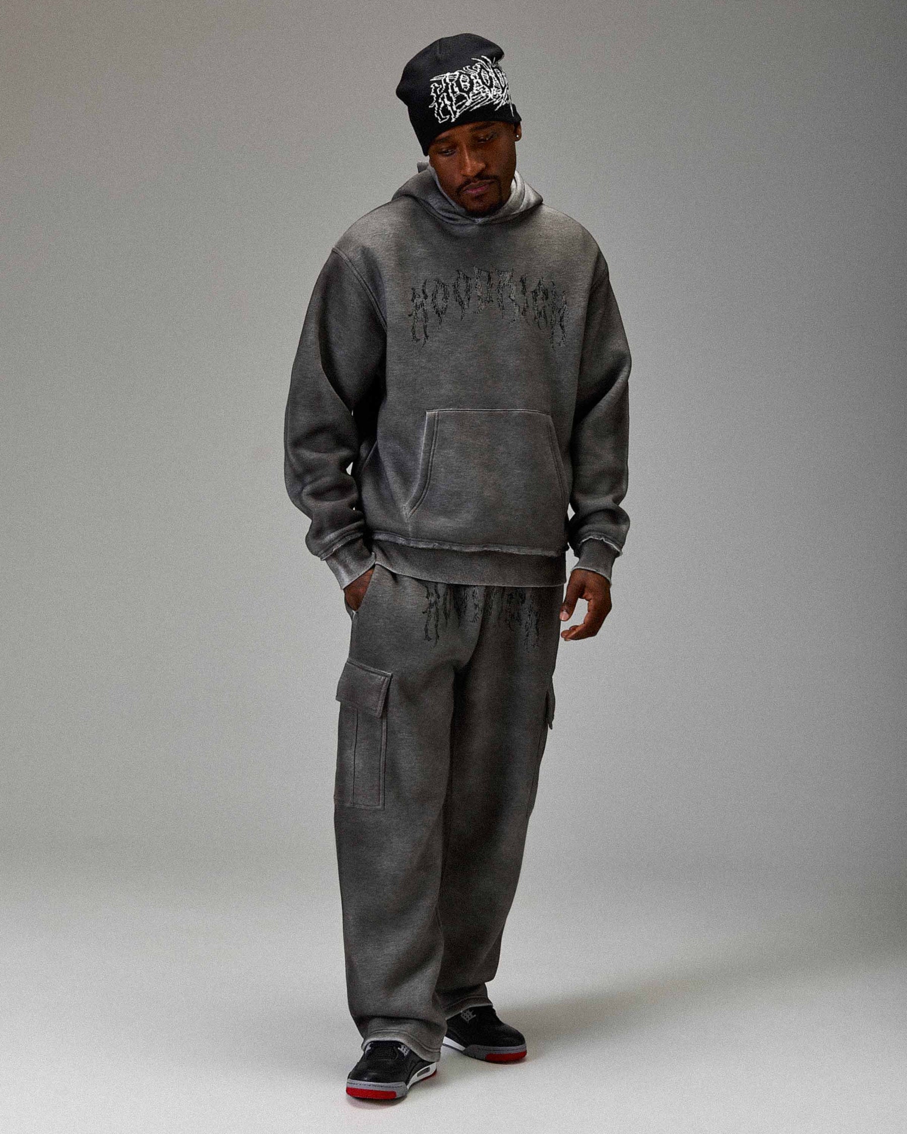 Jogger oversize con orlo aperto The Winner's Circle Hazy - Nero