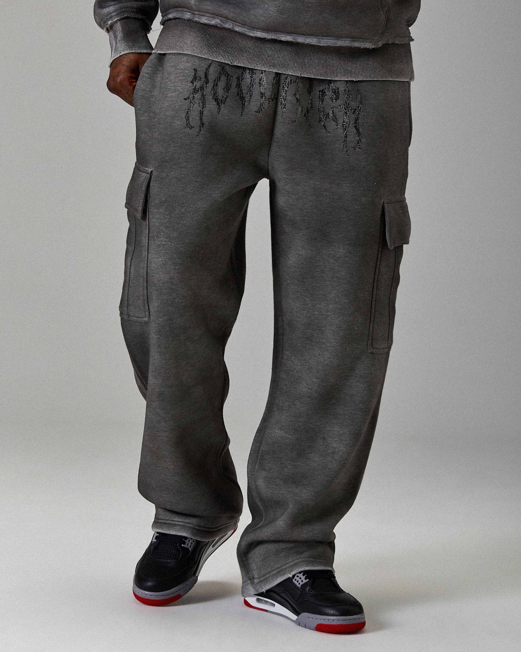Jogger oversize con orlo aperto The Winner's Circle Hazy - Nero