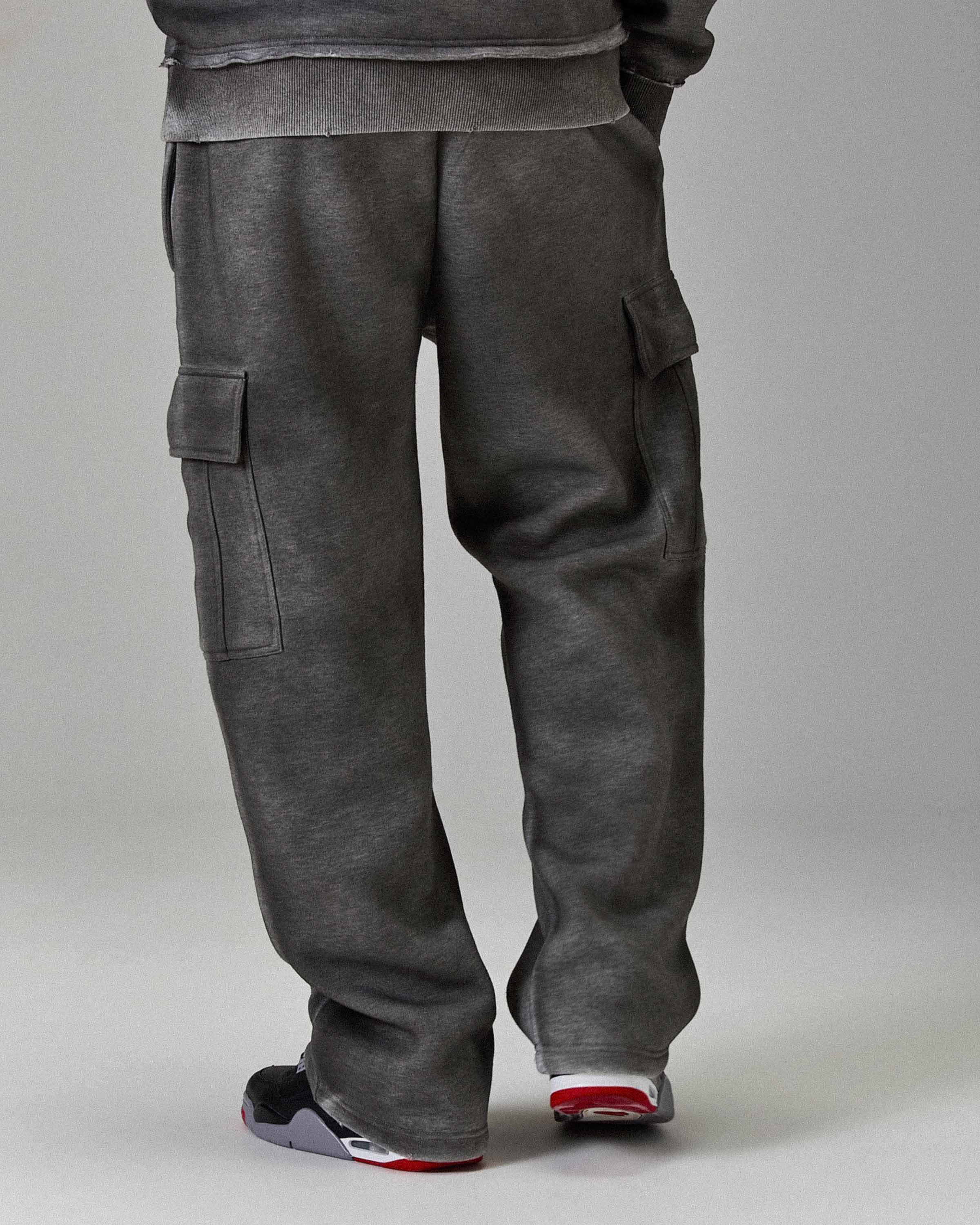 Jogger oversize con orlo aperto The Winner's Circle Hazy - Nero