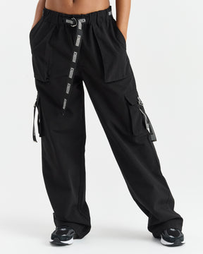 Premier Woven Cargo Pants - Black