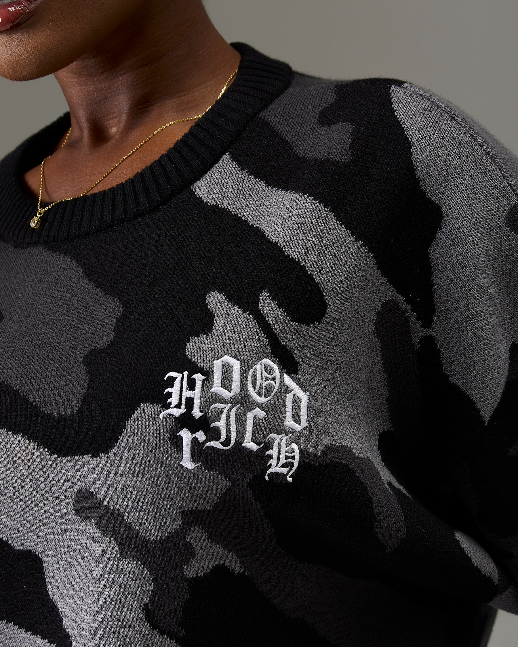 The Winners Circle Knitwear Sweater - Black/Camo