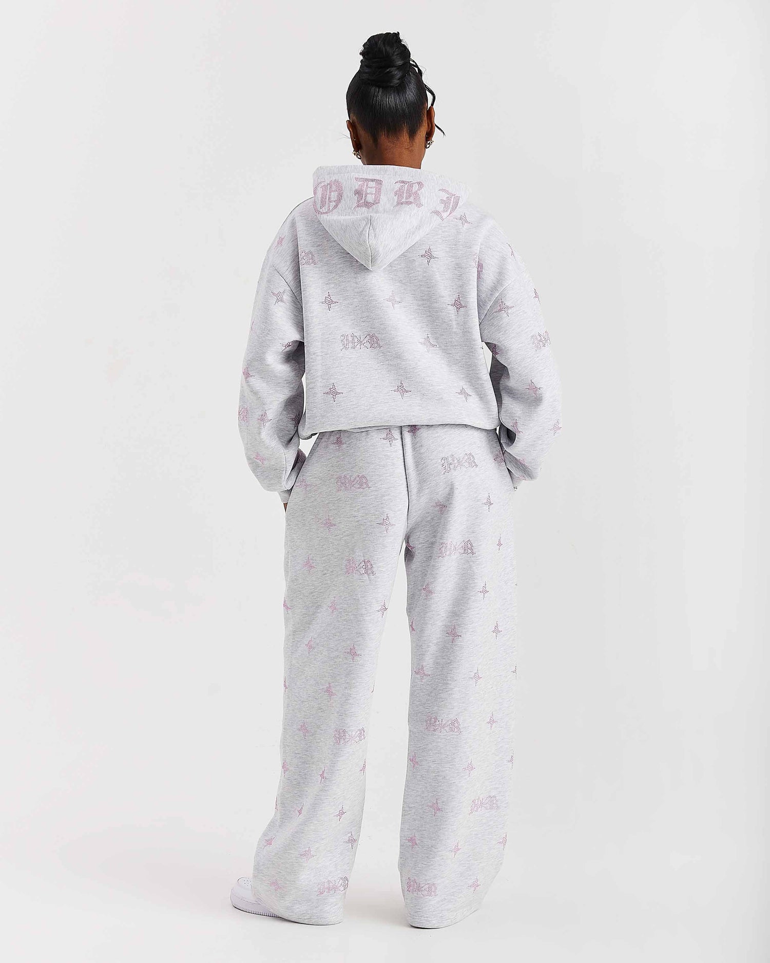 Pantaloni da jogging oversize a gamba larga Razor - Grigio chiaro/Strass