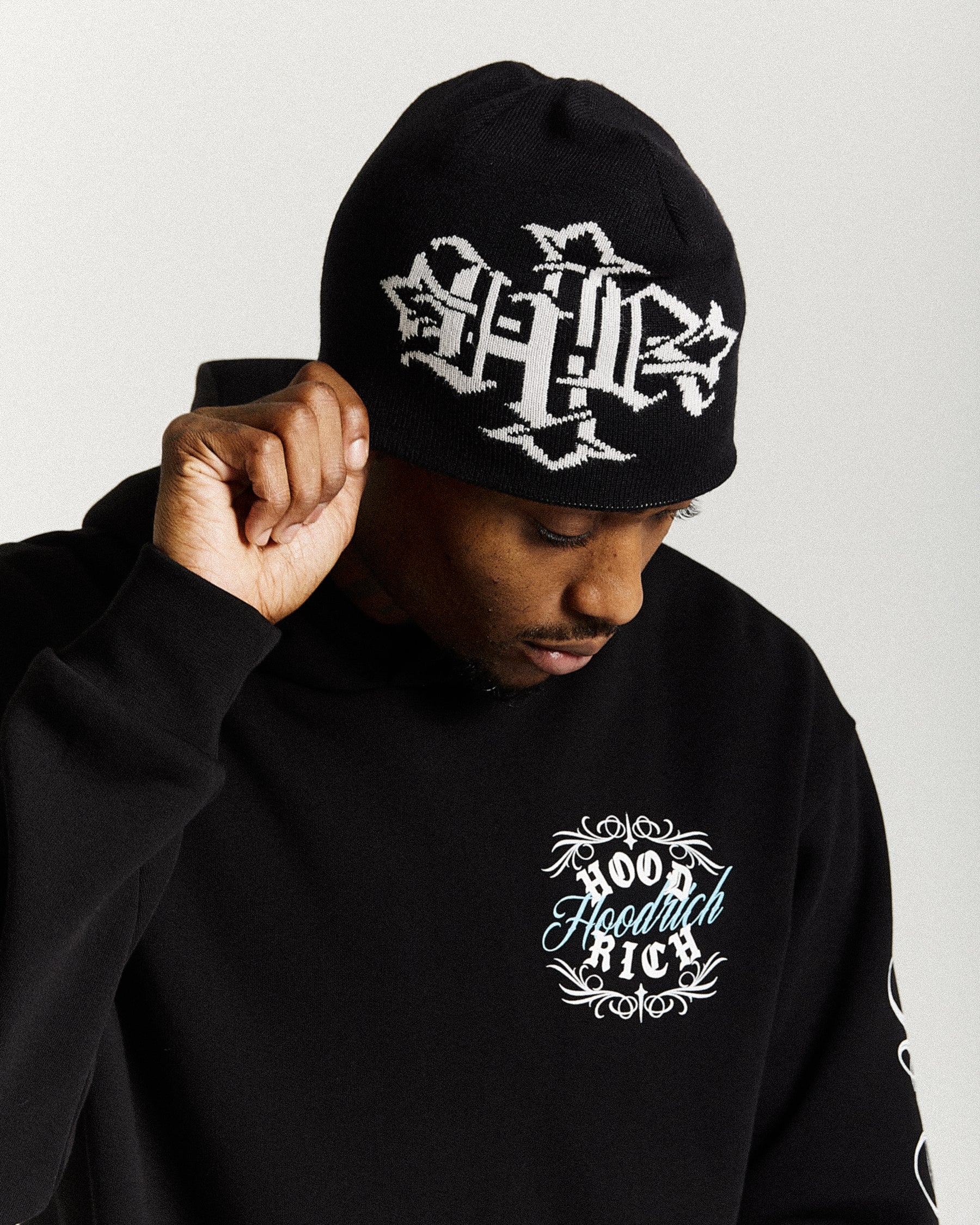 Virtux Skull Knit Beanie - Black/Grey