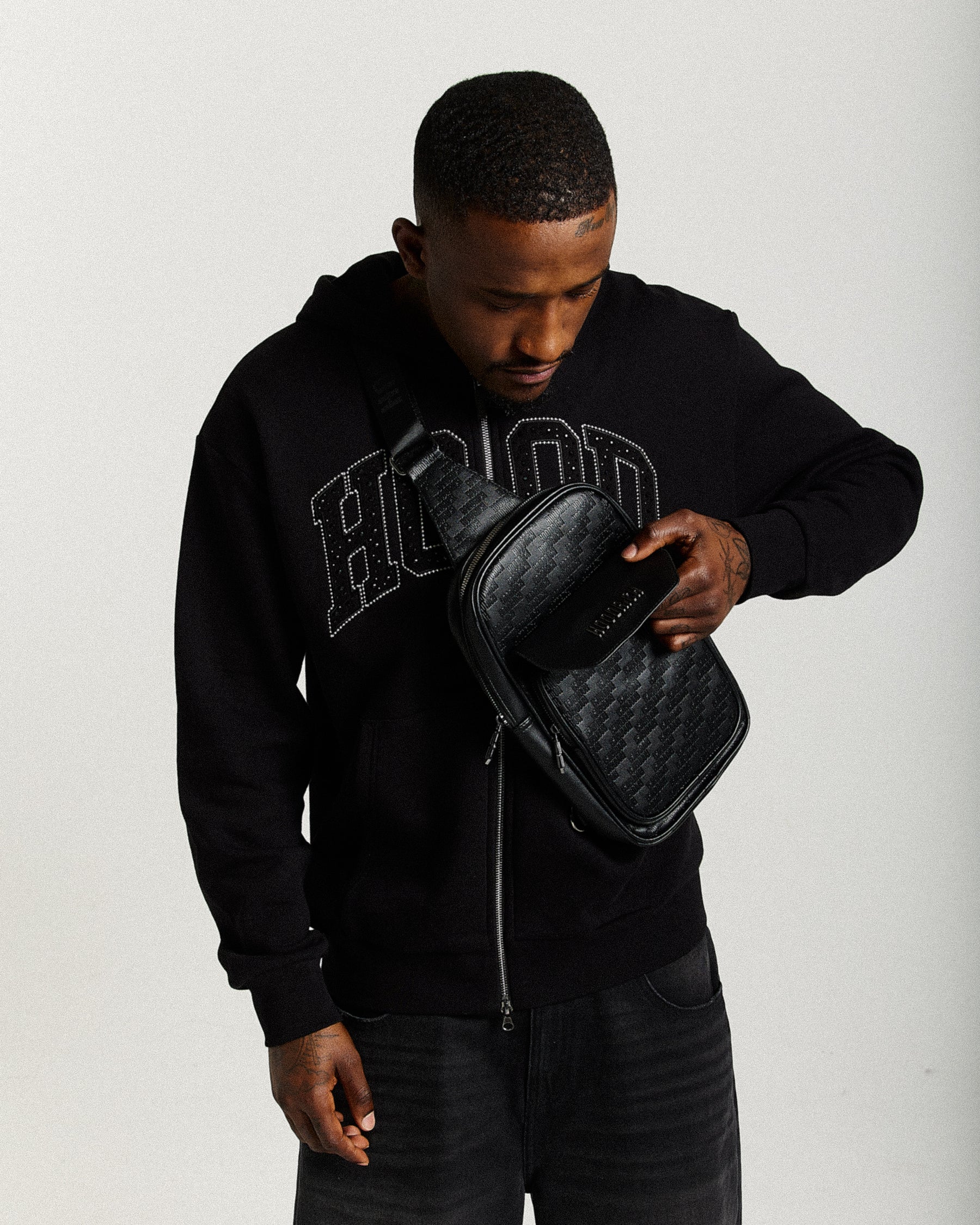 Carbon Sling Bag - Black